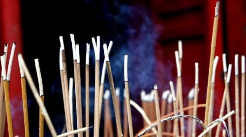 Chanting Incense